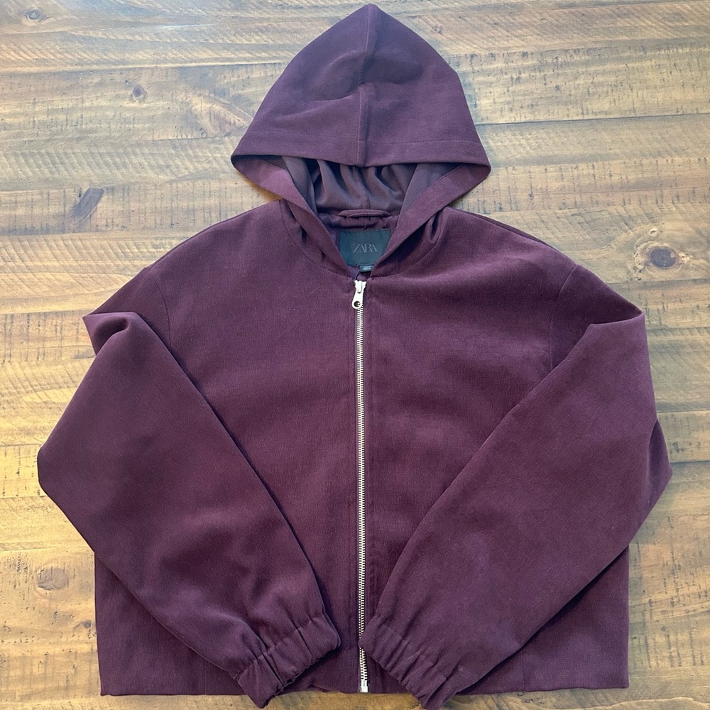 Zara Women’s Burgundy Zip Up Hooded Jacket Size XS